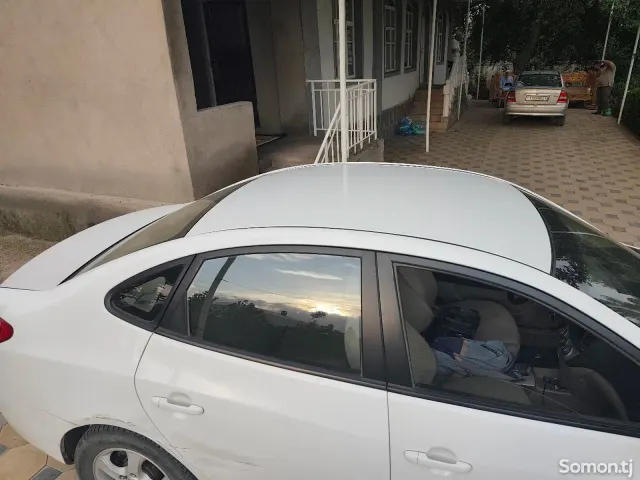 Hyundai Avante 2007 · 1.6 AT