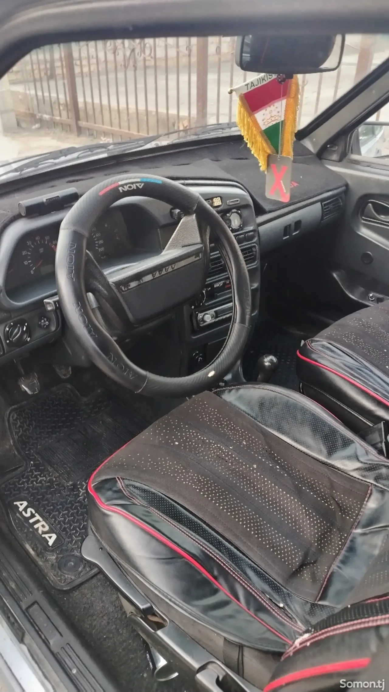 Lada (ВАЗ) 2115 2004 · MT