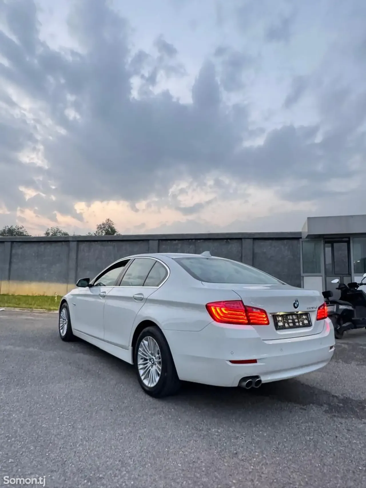 BMW 5 series 2014 · 2.0 AT