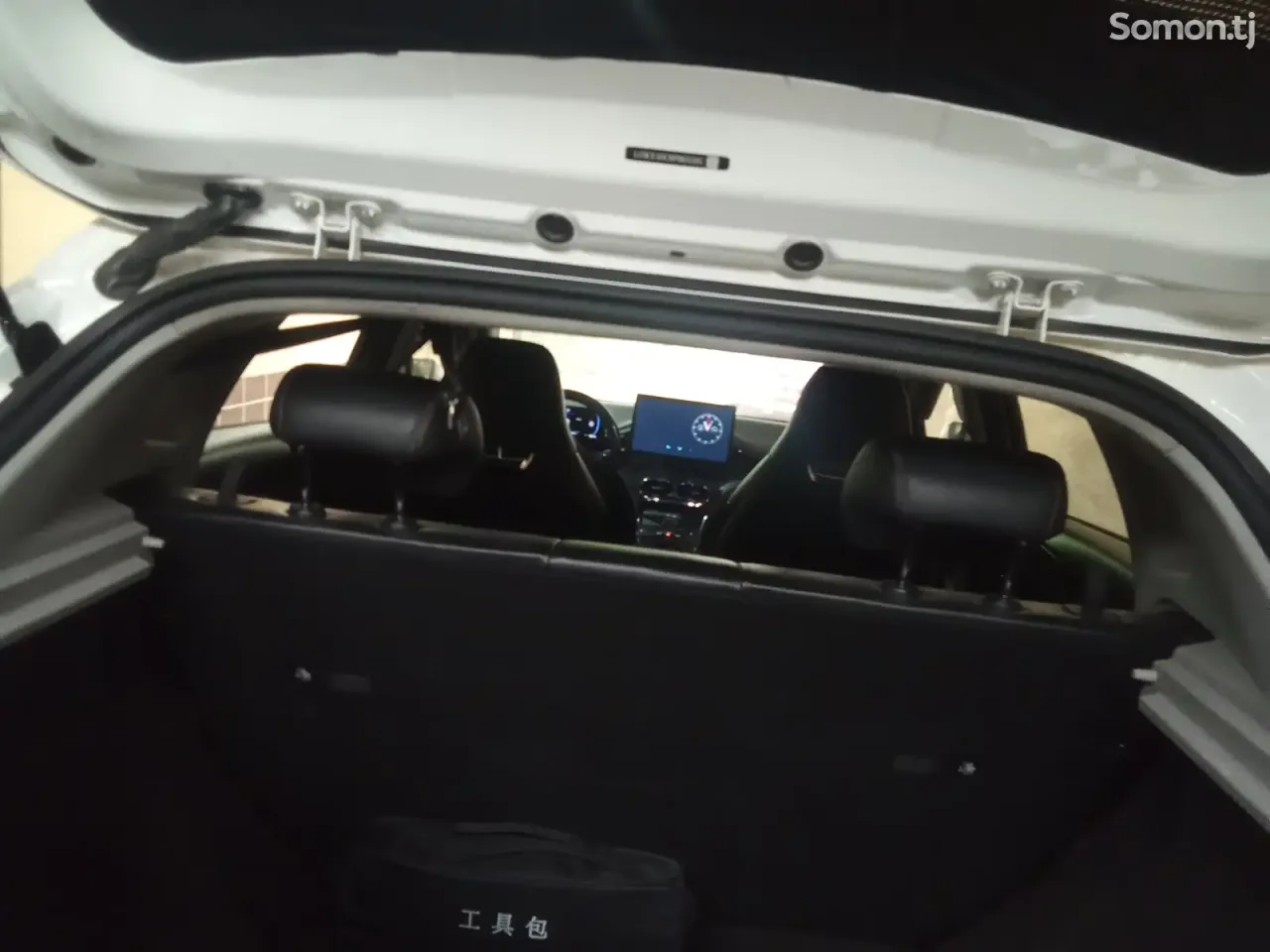 BYD E2 2024 · AT