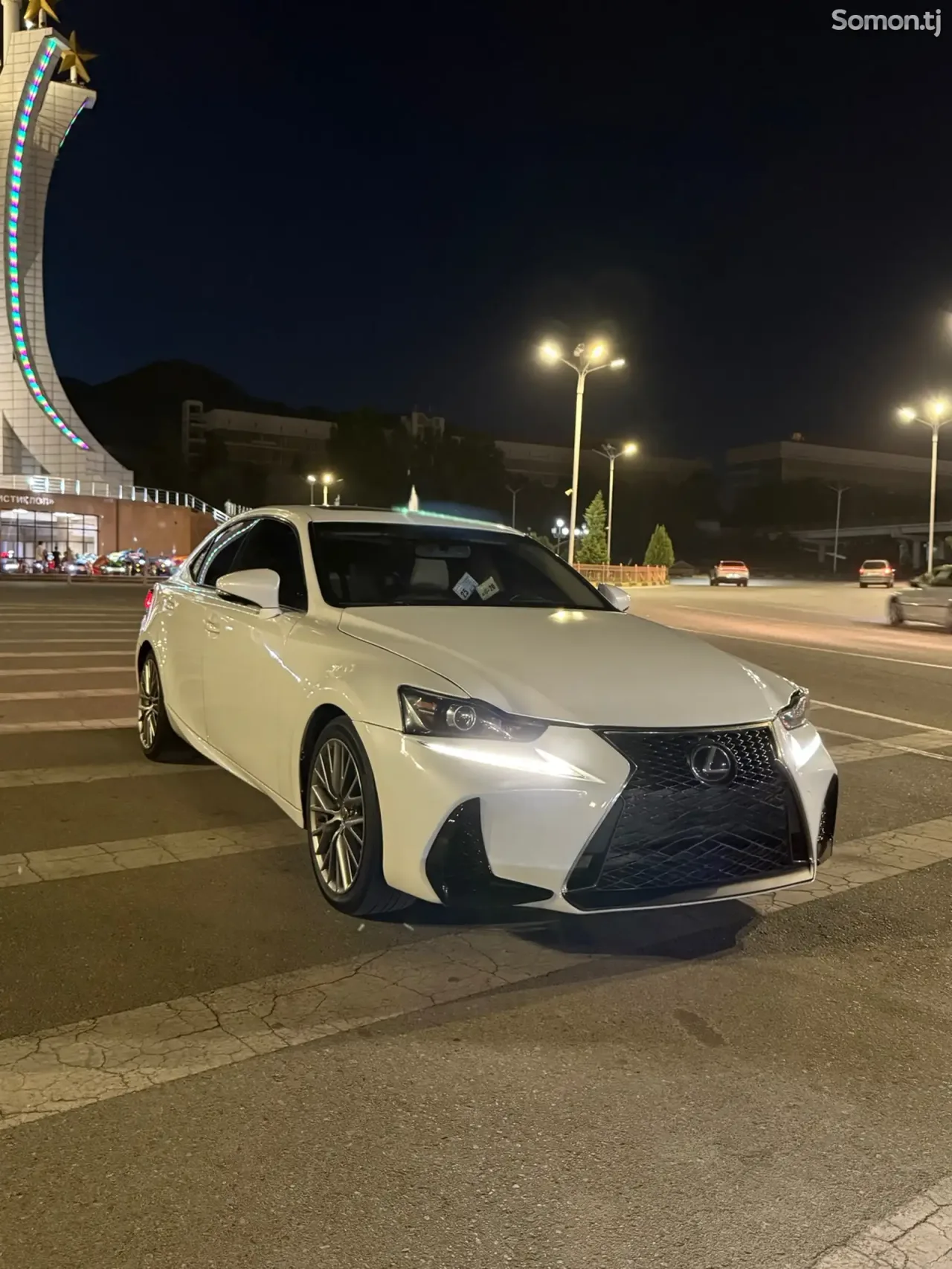 Lexus IS series 2014 · 2.5 AT