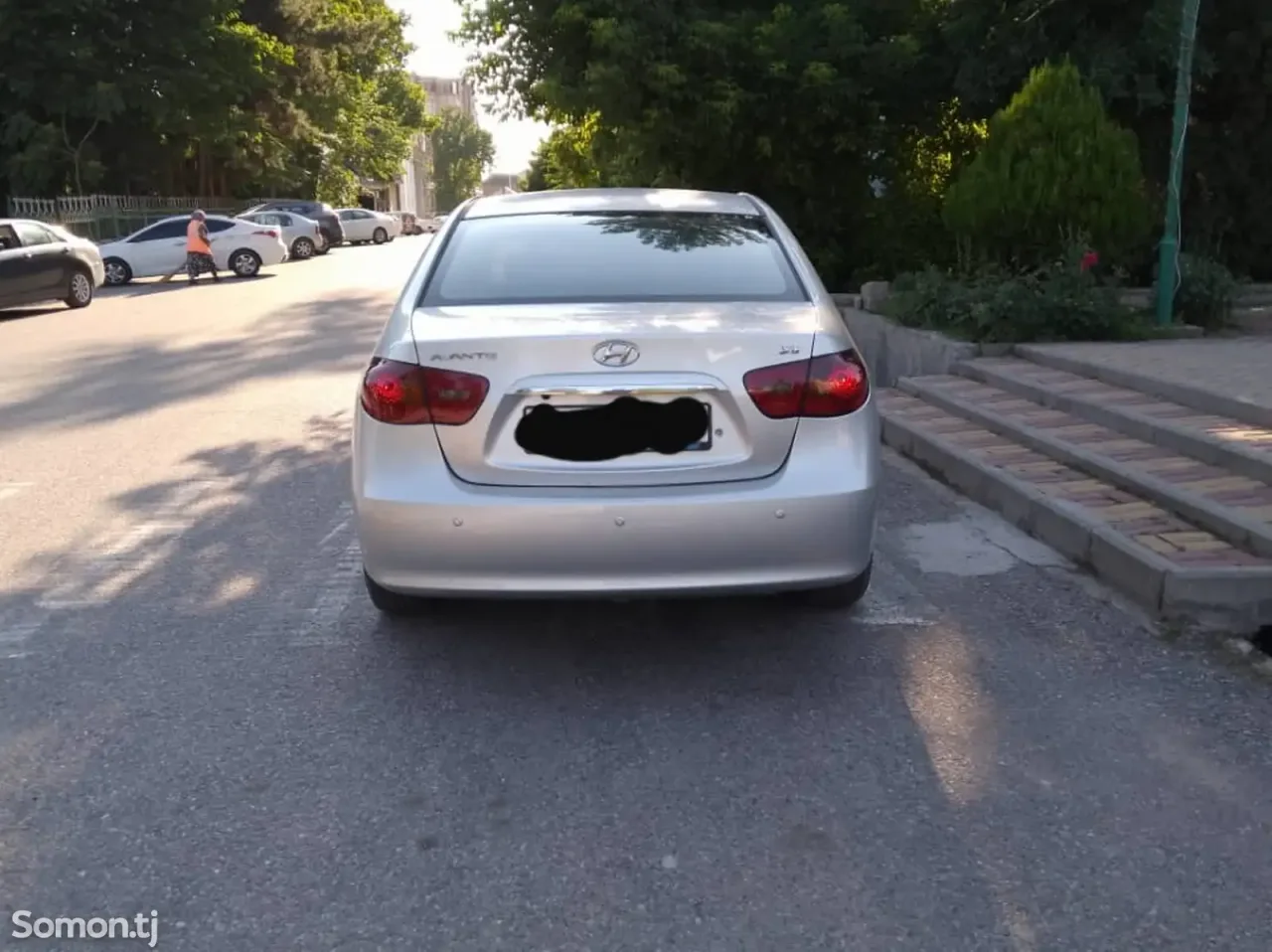 Hyundai Avante 2009 · 1.6 AT