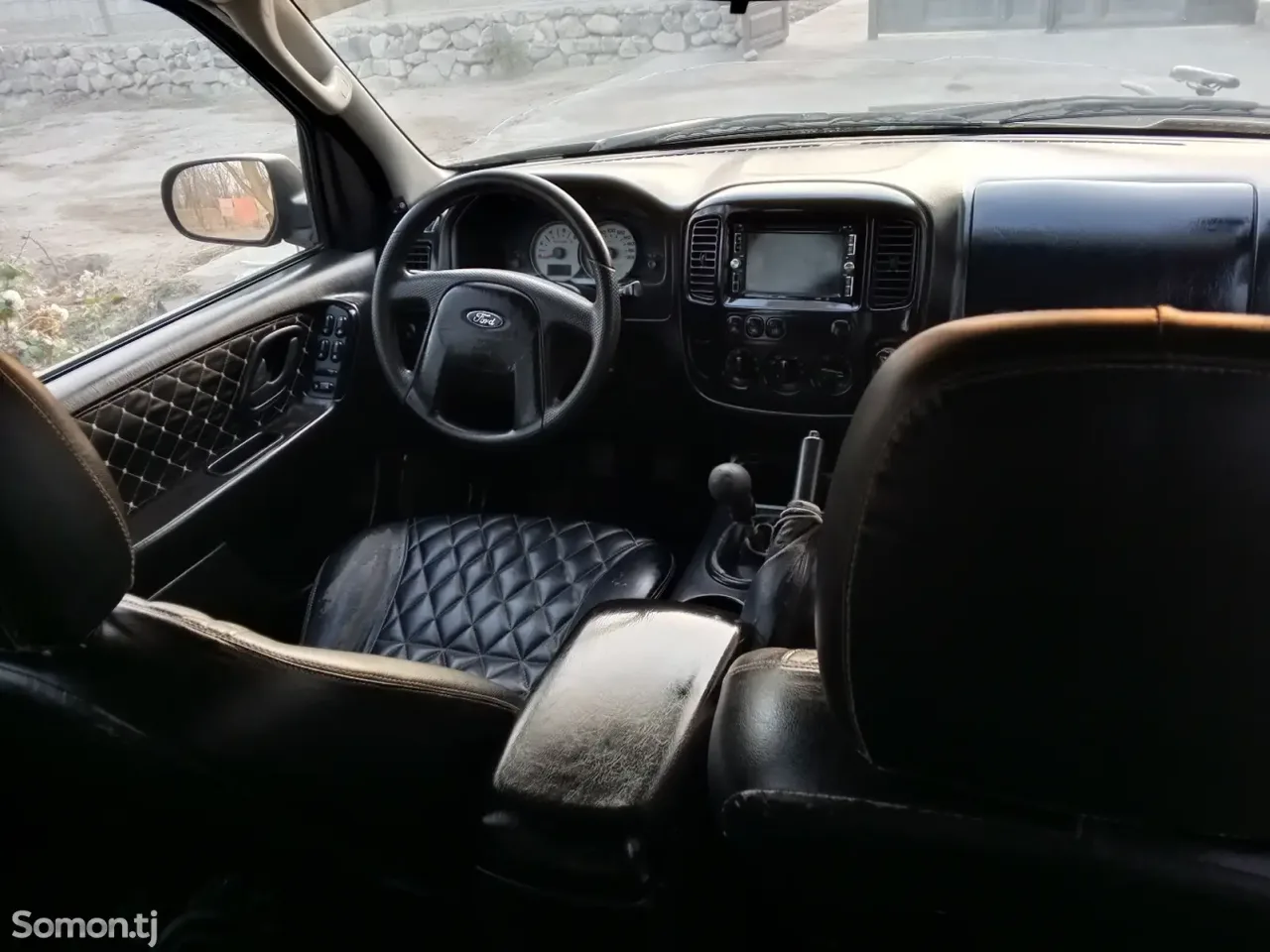 Ford Maverick 2004 · 2.0 MT
