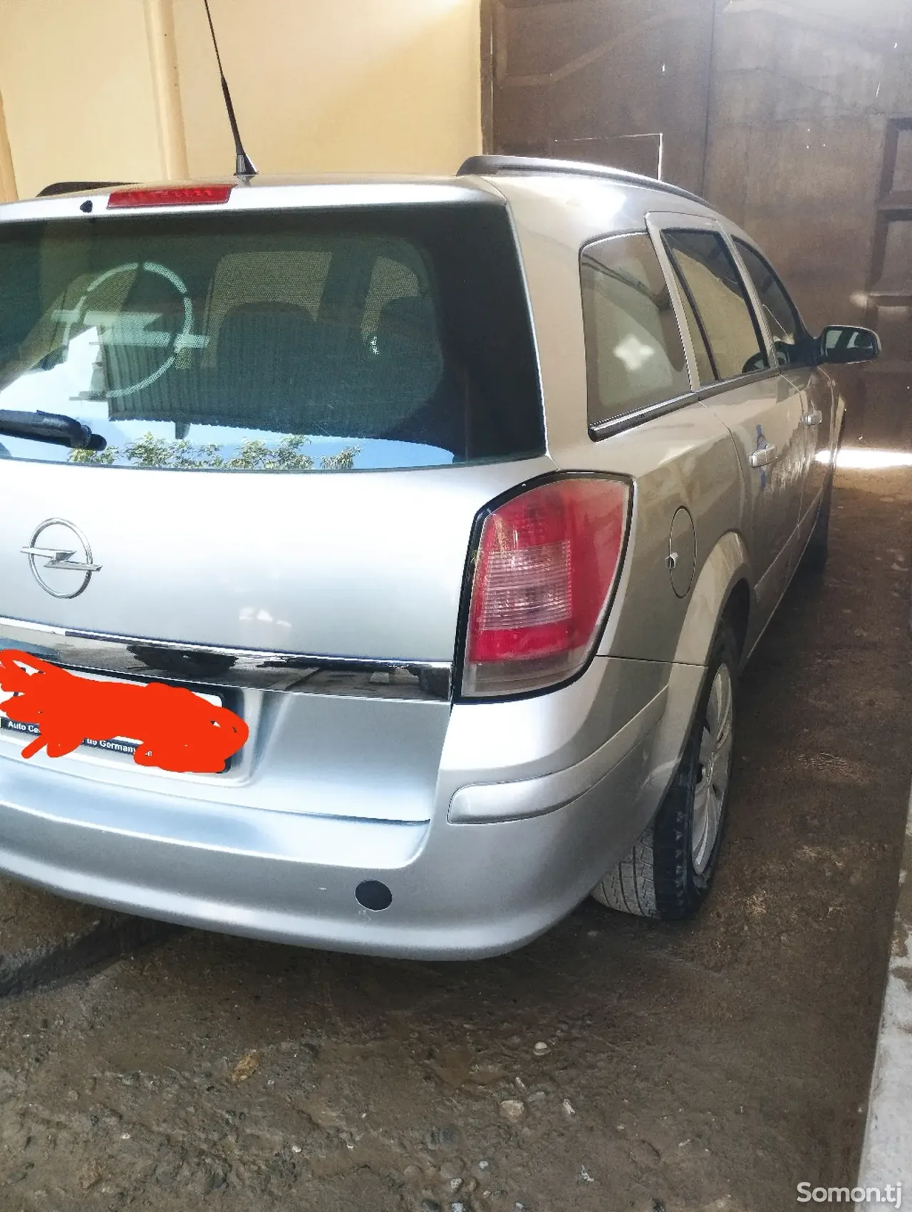 Opel Astra H 2006 · 1.8 MT