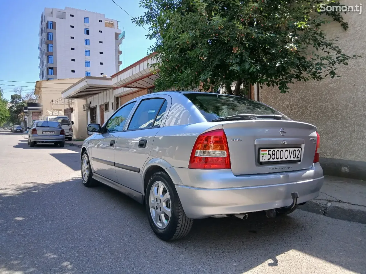 Opel Astra G 1998 · 1.6 MT