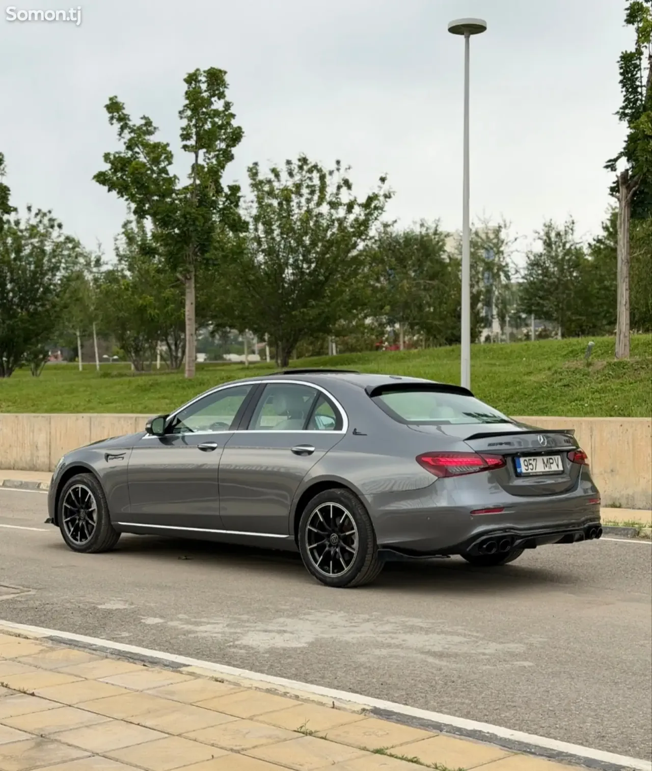 Mercedes-Benz E class 2017 · 2.0 AT
