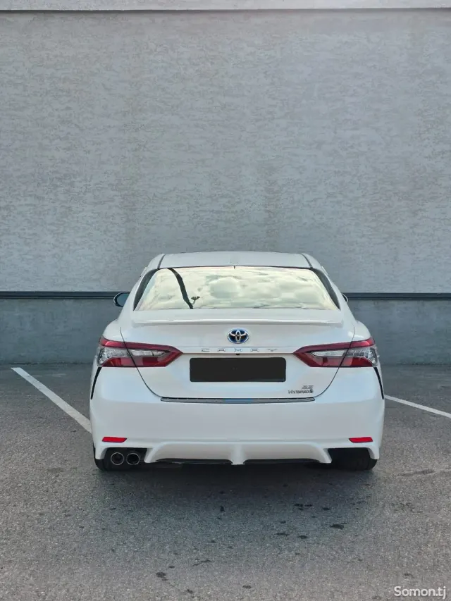 Toyota Camry 2022 · 2.5 AT