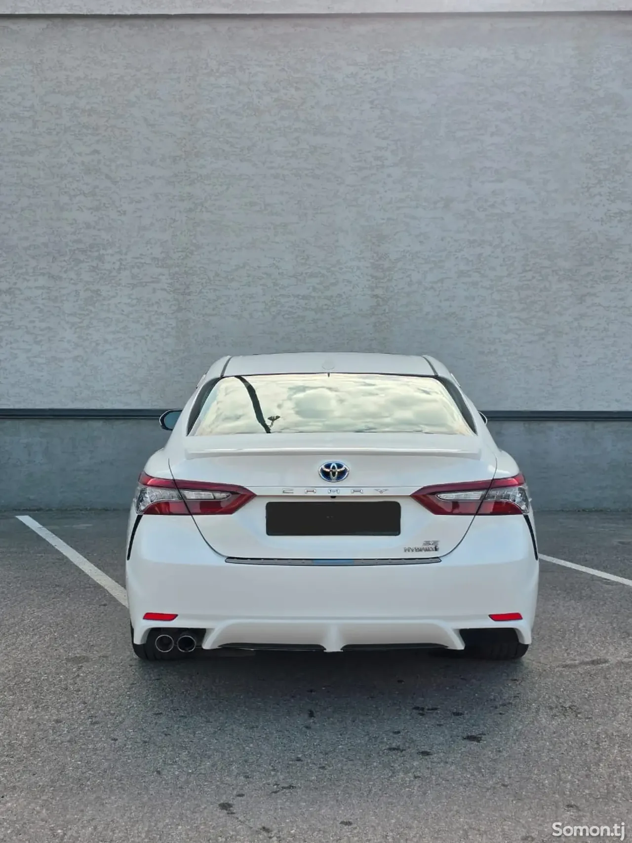 Toyota Camry 2022 · 2.5 AT