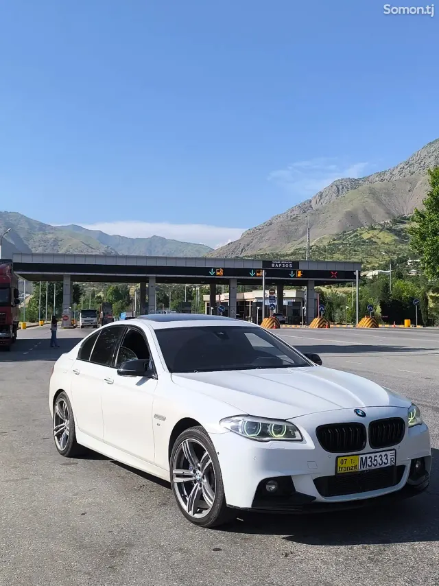 BMW 5 series 2015 · 3.0 AT