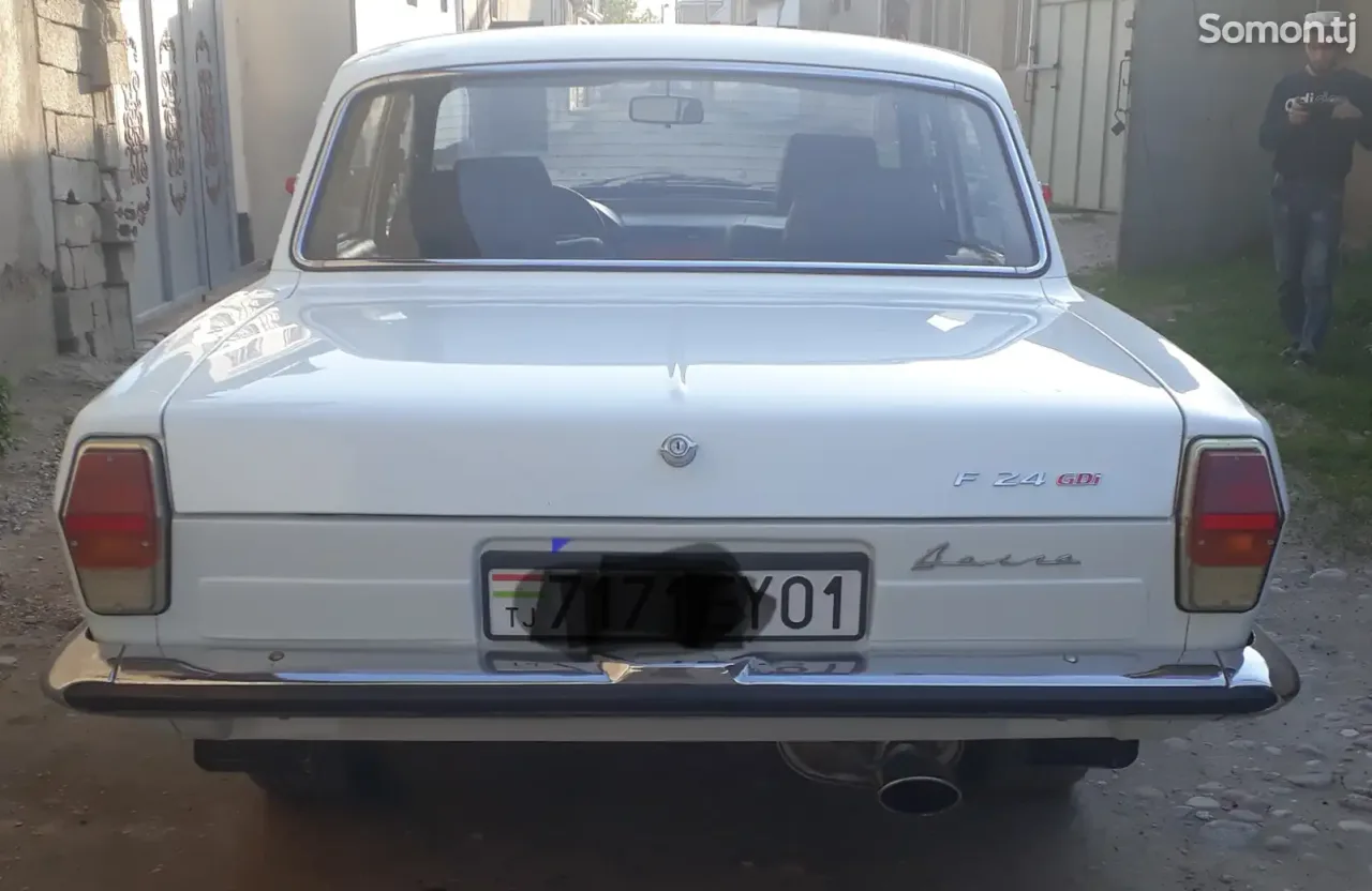 ГАЗ 24 1980 · 2.4 AT