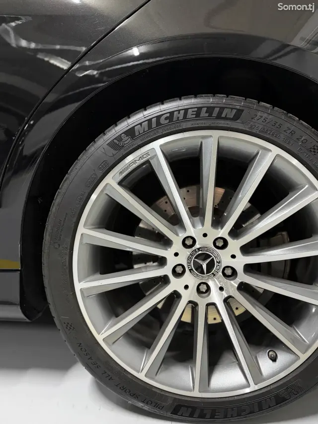 Mercedes-Benz S class 2018 · 4.5 AT