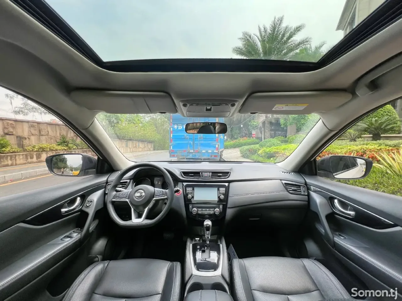 Nissan X-Trail 2017 · 2.0 AT