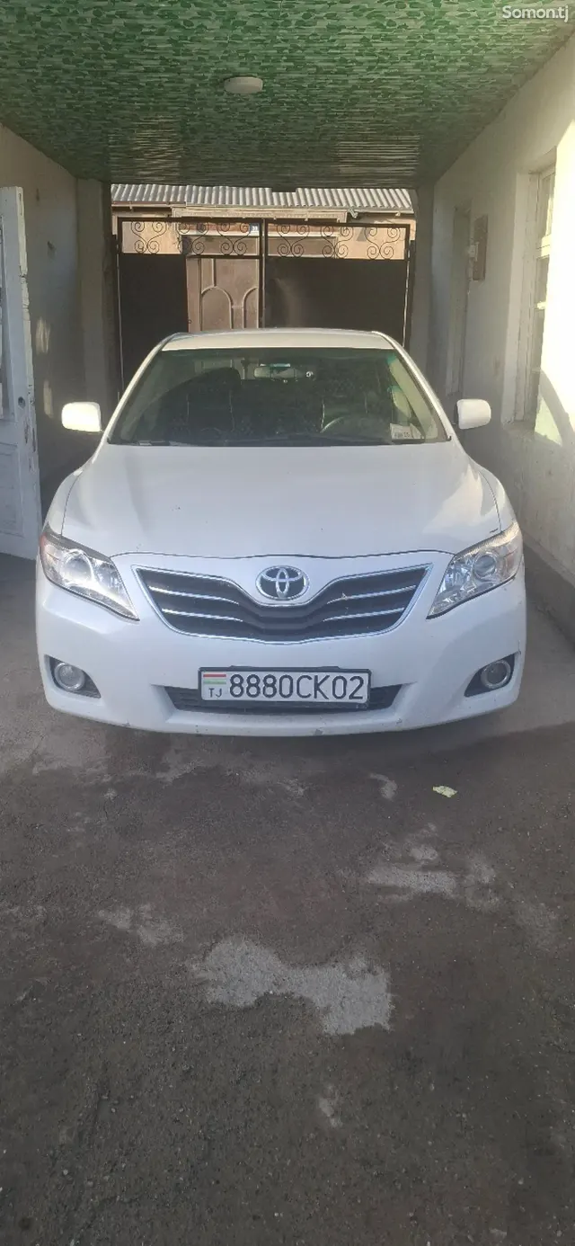 Toyota Camry 2007 · 2.4 AT