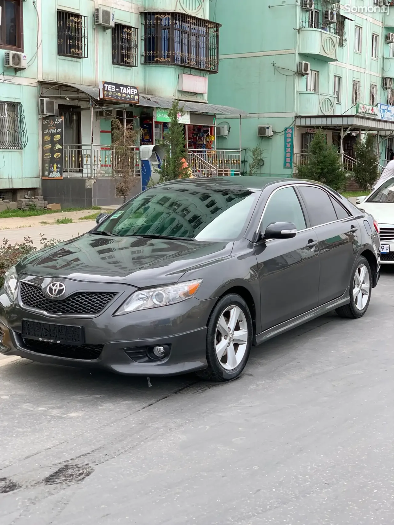 Toyota Camry 2010 · 2.5 AT