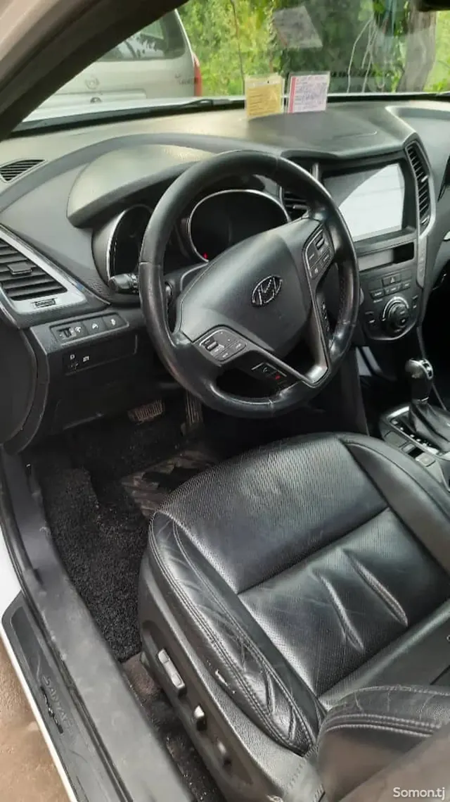 Hyundai Santa Fe 2015 · 2.0 AT