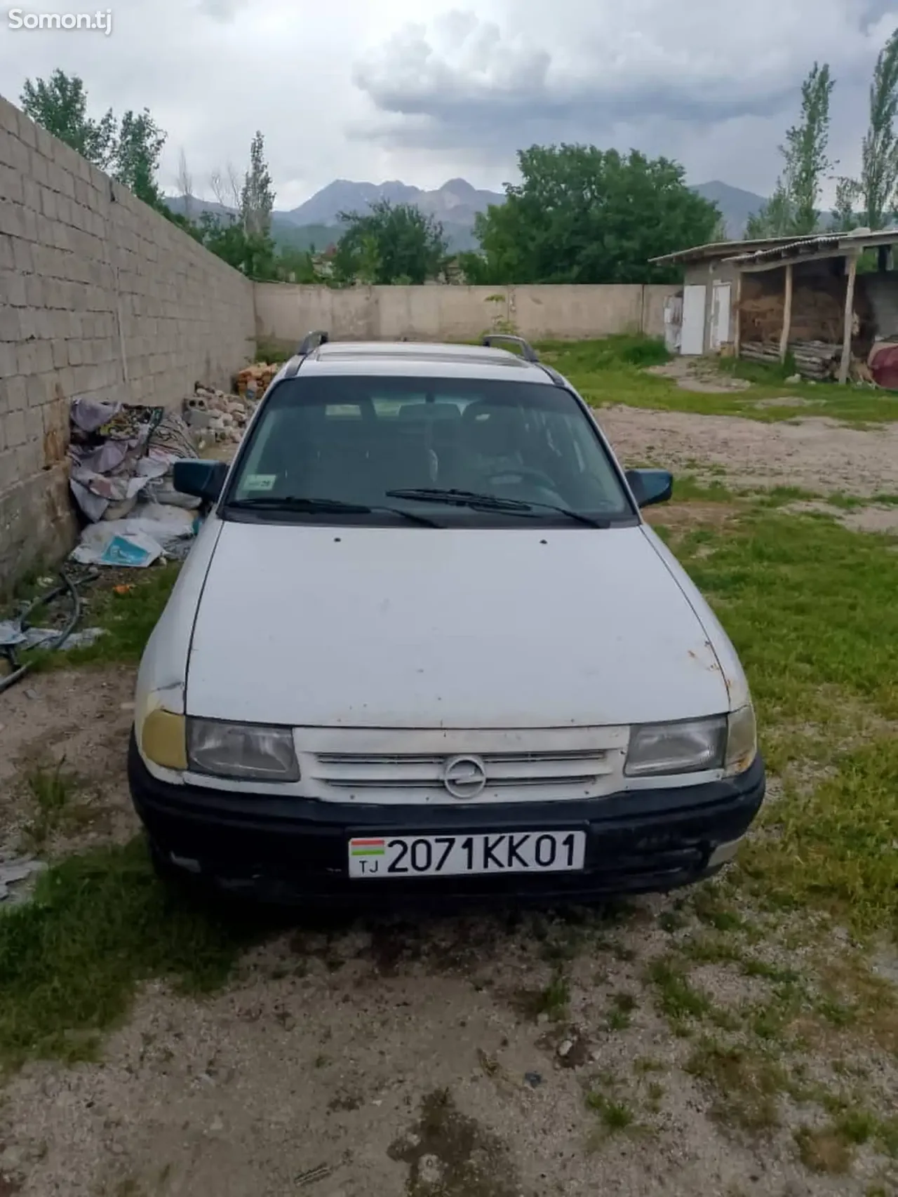 Opel Astra F 1994 · 1.6 MT