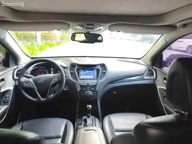 Hyundai Santa Fe 2016 · 2.0 AT