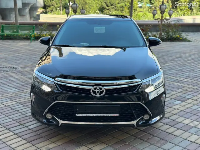 Toyota Camry 2017 · 2.5 AT