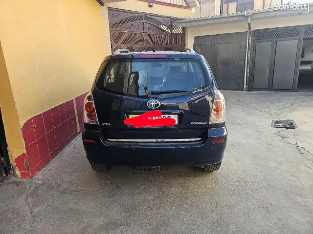 Toyota Corolla Verso 2007 · 1.8 MT