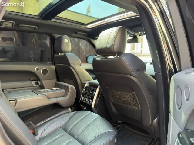 Land Rover Range Rover Sport 2015 · 5.0 AT