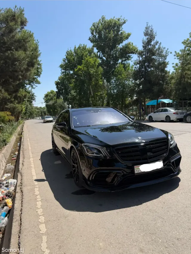 Mercedes-Benz S class 2015 · 5.5 AT