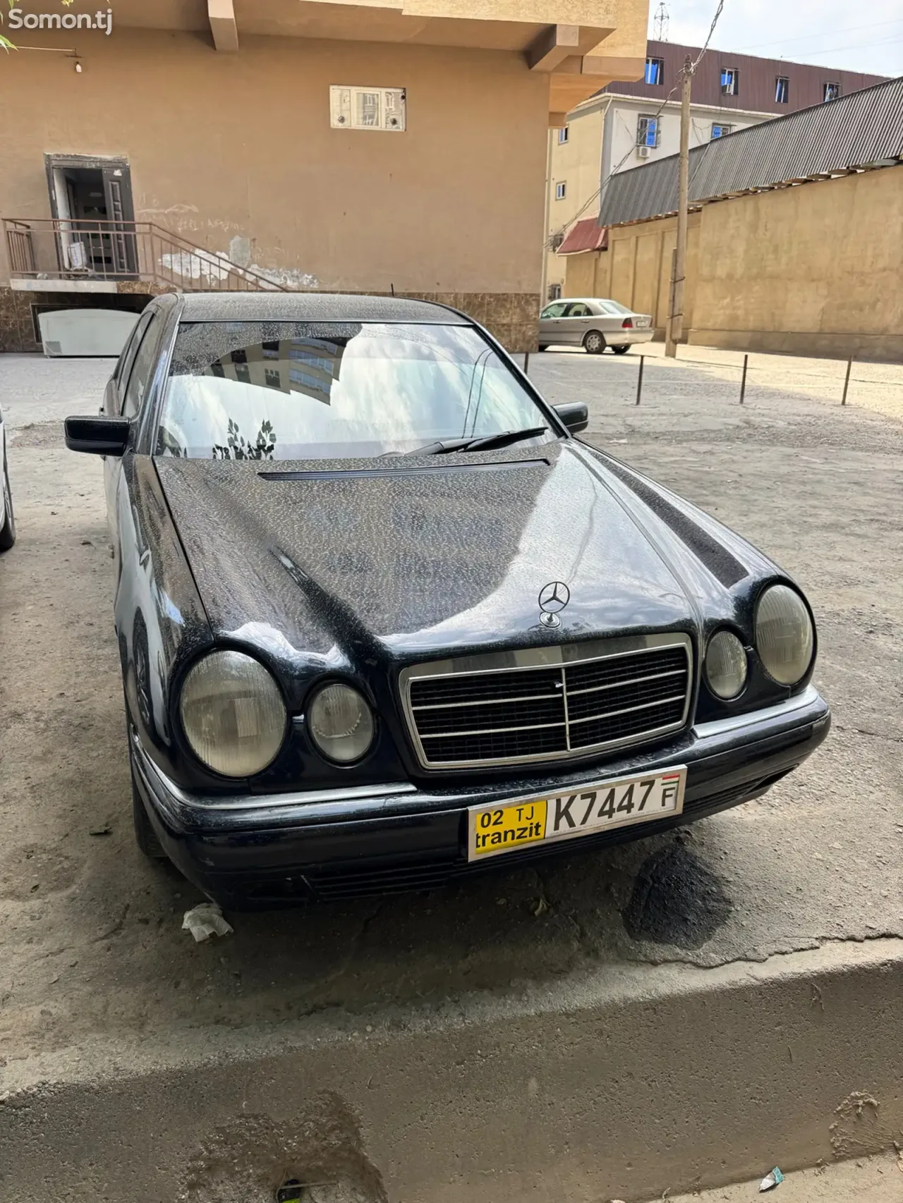 Mercedes-Benz E class 1996 · 2.0 MT