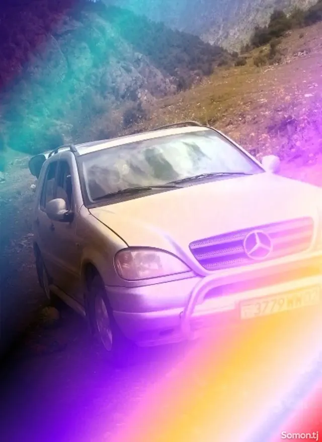 Mercedes-Benz ML class 2001 · 3.2 AT