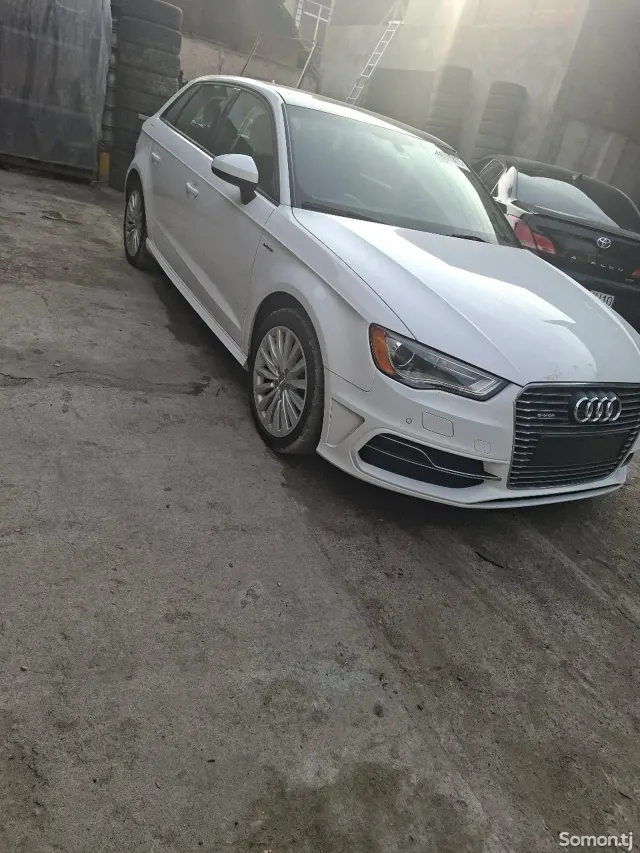 Audi A3 2016 · 1.8 AT