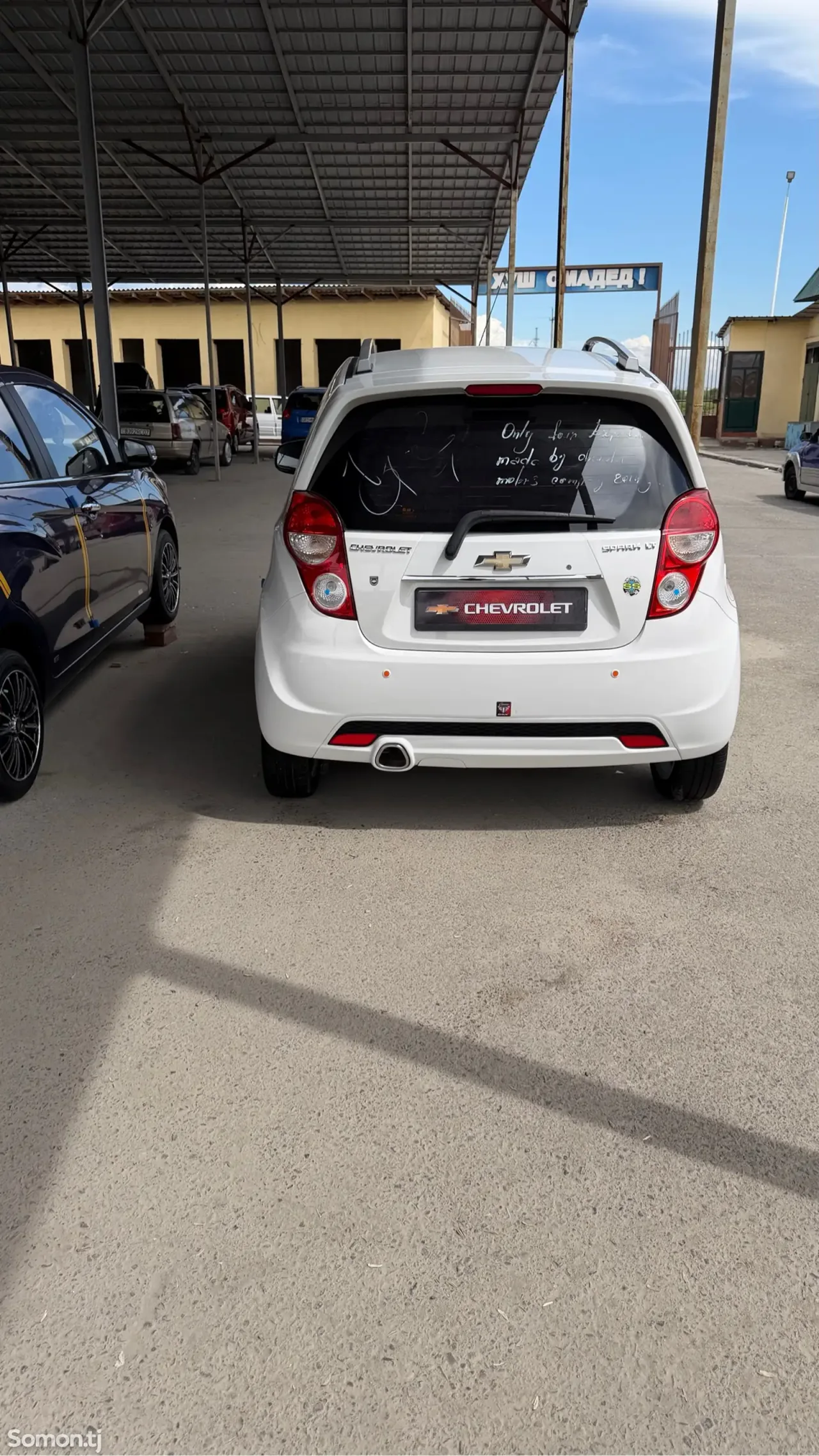 Chevrolet Spark 2014 · 1.0 AT