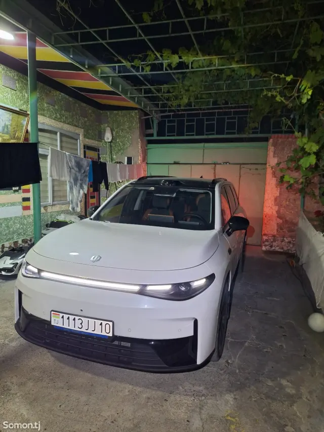 Leapmotor C16 2025 · AT