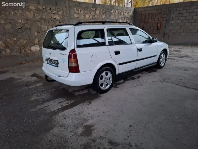 Opel Astra G 1999 · 1.6 MT