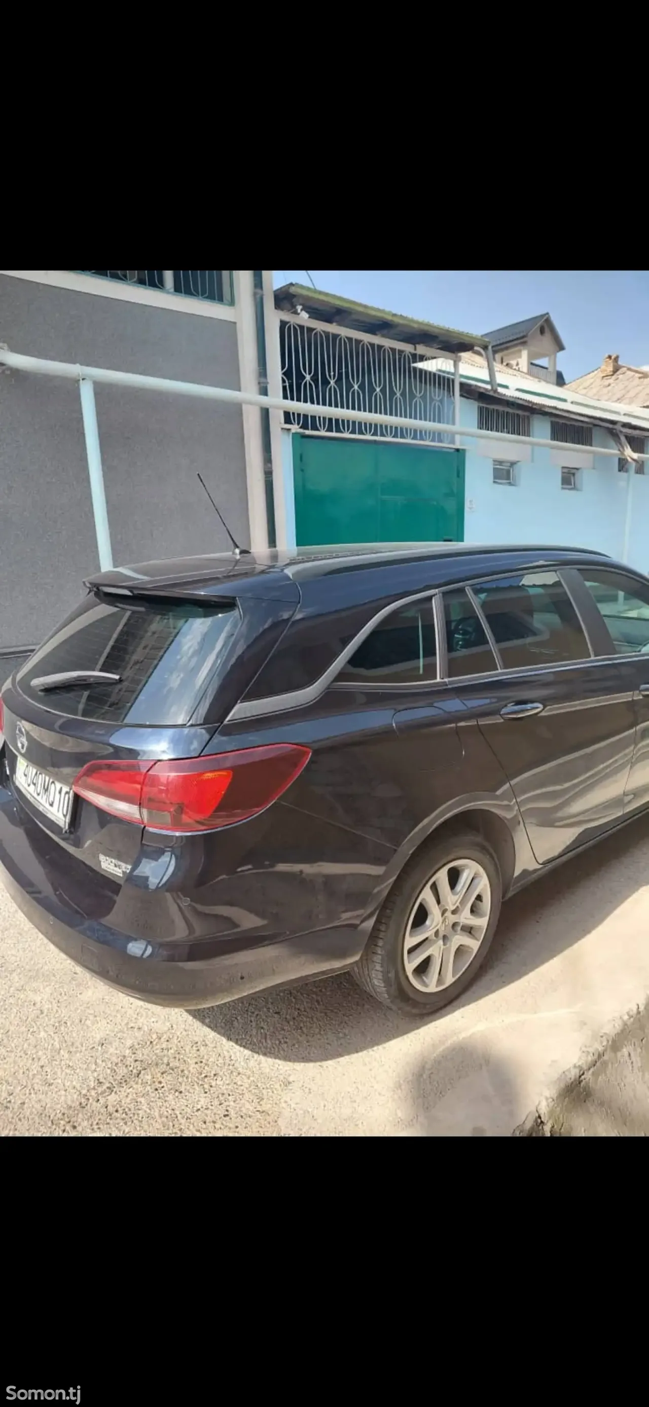 Opel Astra K 2018 · 1.0 MT