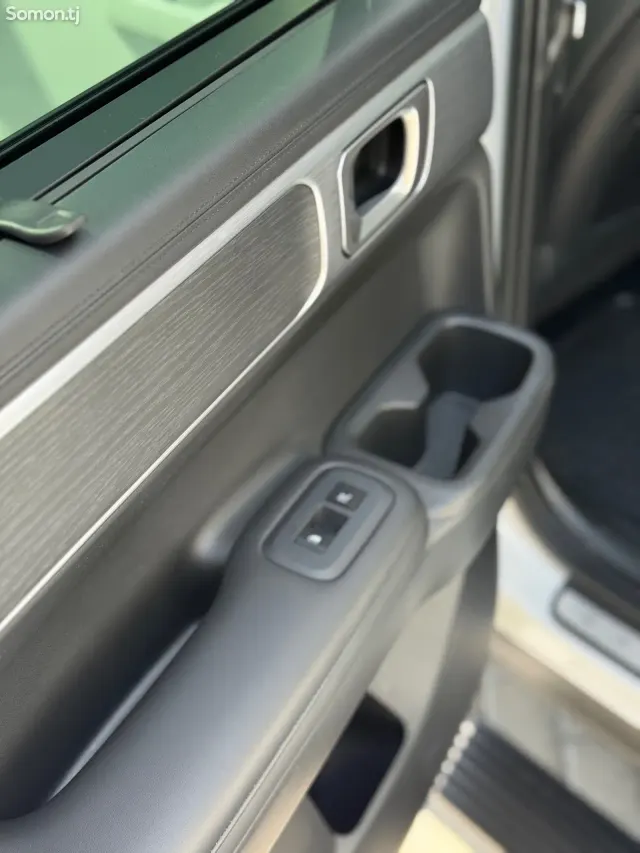 Hyundai Santa Fe 2025 · 2.5 AT