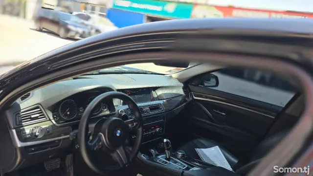BMW 5 series 2015 · 2.0 AT