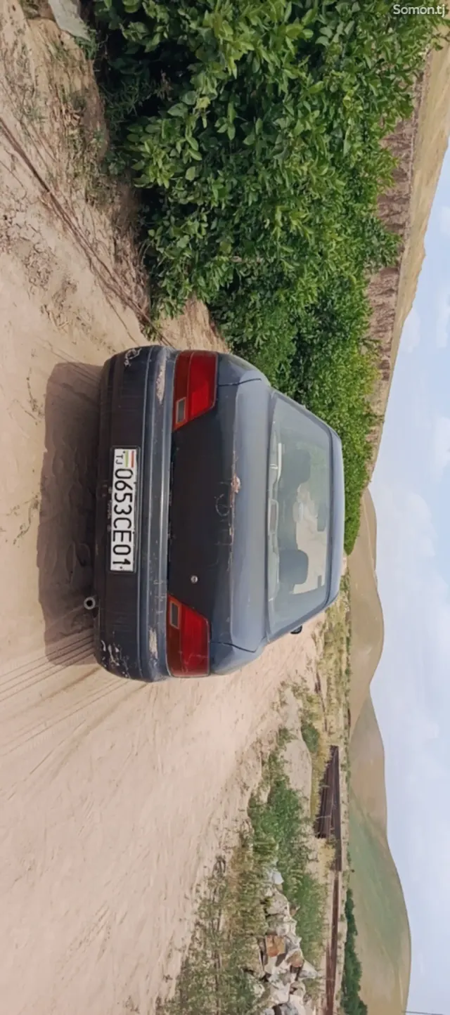 Toyota Alphard 1996 · 2.0 AT