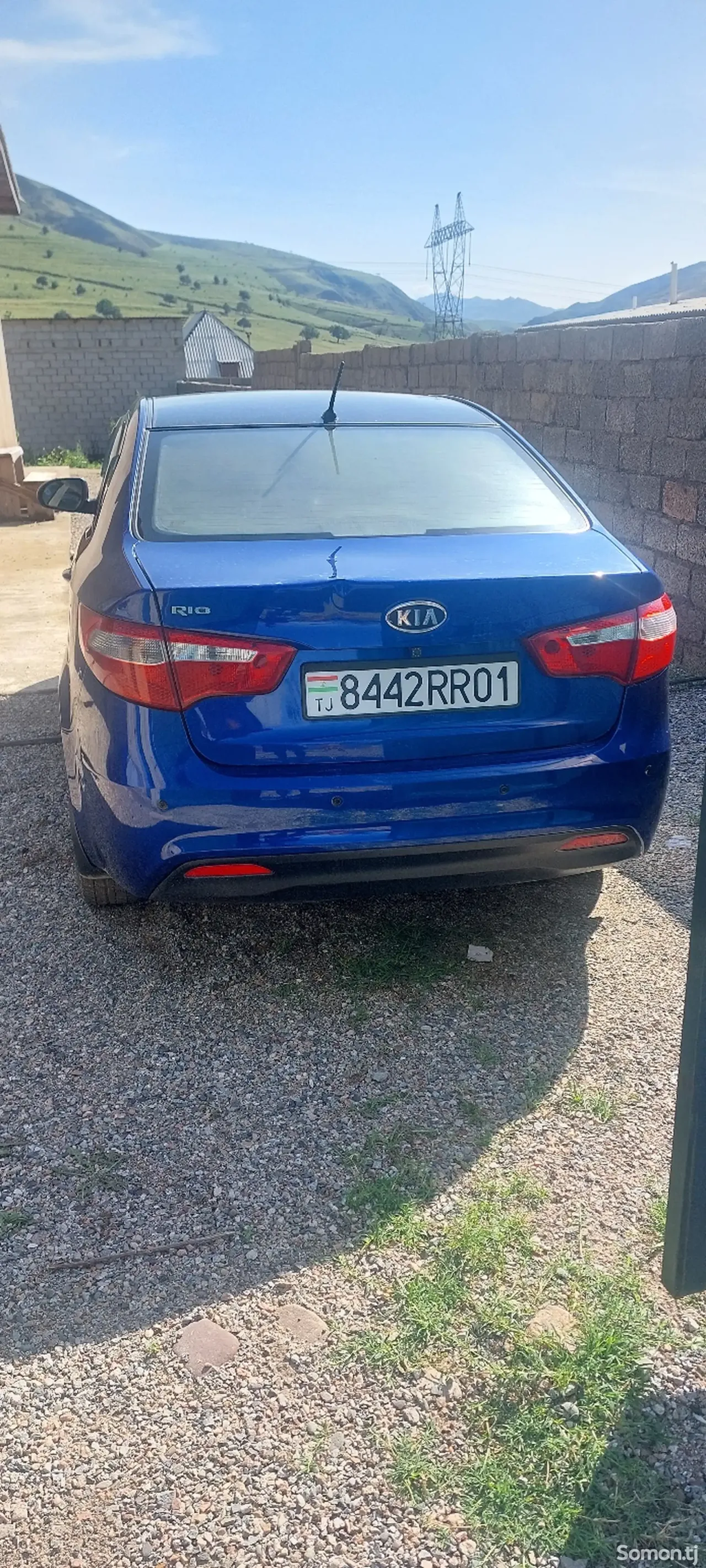 Kia Rio 2012 · 1.6 MT