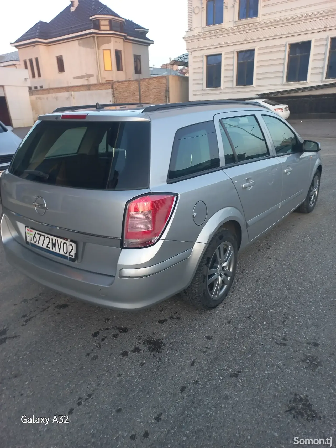 Opel Astra H 2006 · 1.9 MT