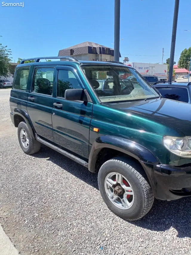 УАЗ Patriot 2009 · 2.7 MT