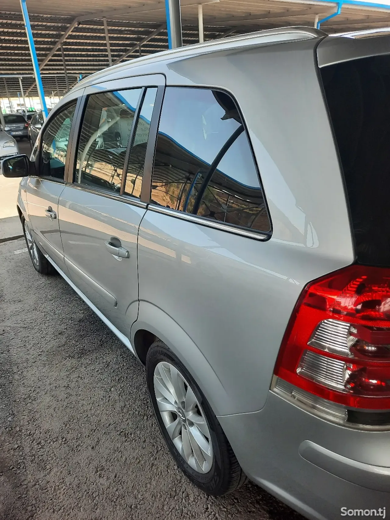 Opel Zafira 2014 · 1.8 MT
