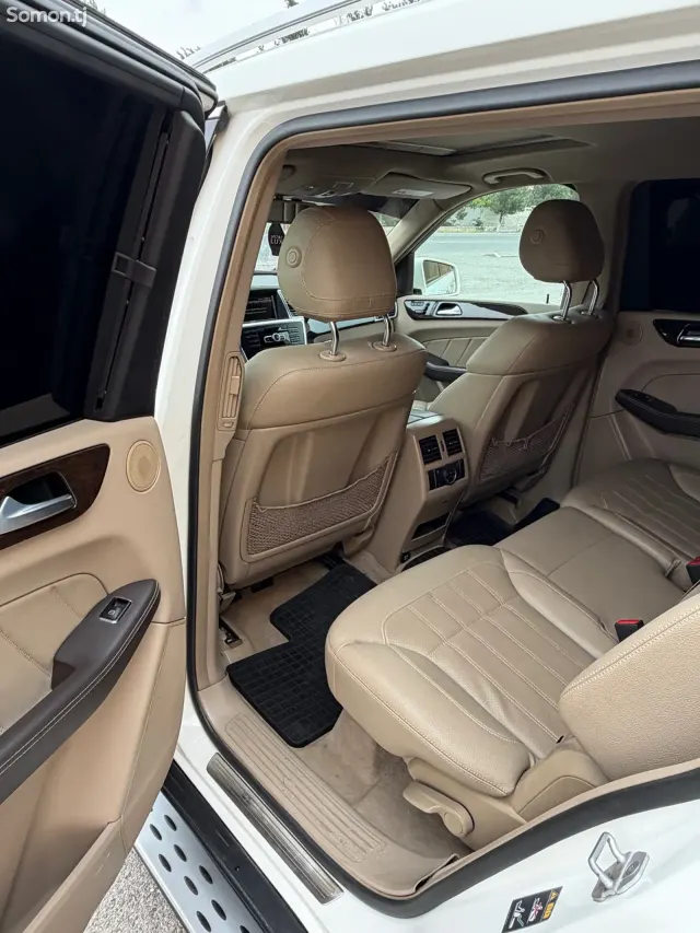 Mercedes-Benz GLS 2014 · 3.0 AT
