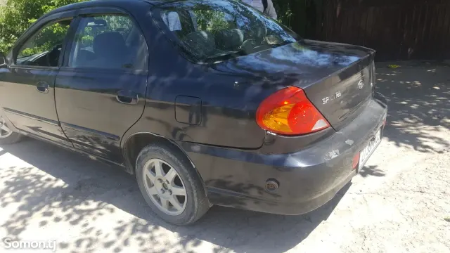 Kia Spectra 2007 · 1.6 MT