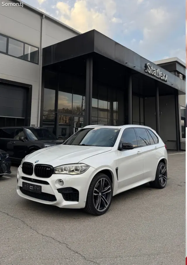 BMW X5 M 2015 · 4.4 AT