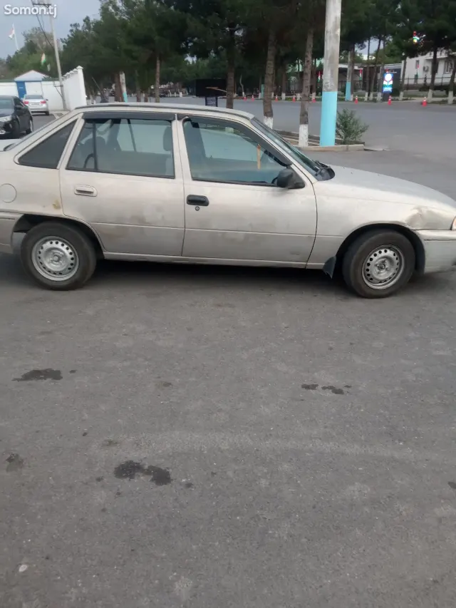 Daewoo Nexia 1996 · 1.5 AT