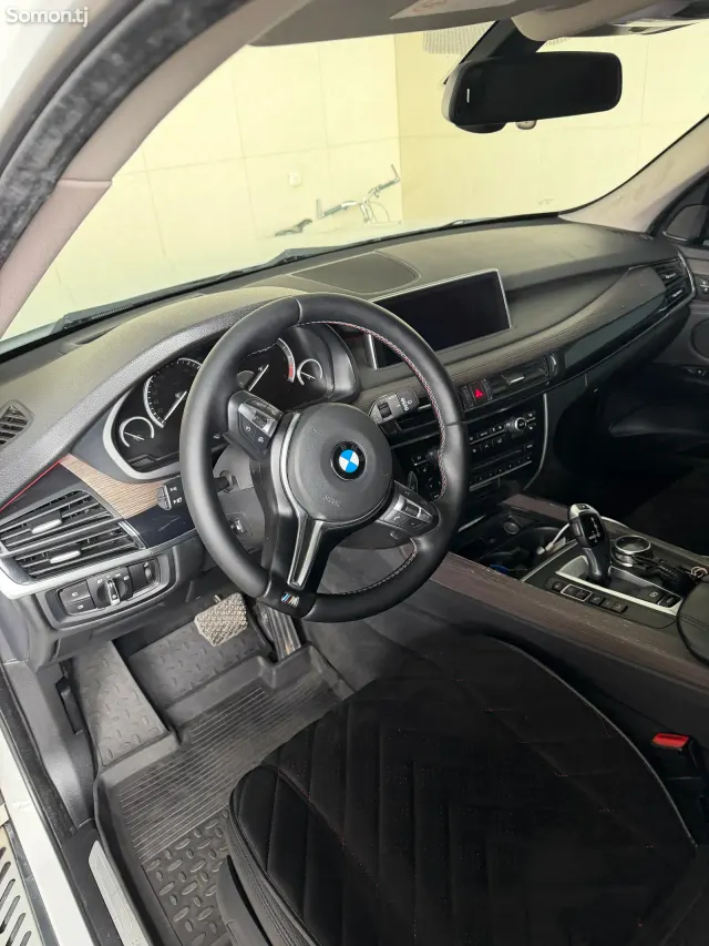 BMW X5 2014 · 3.0 AT