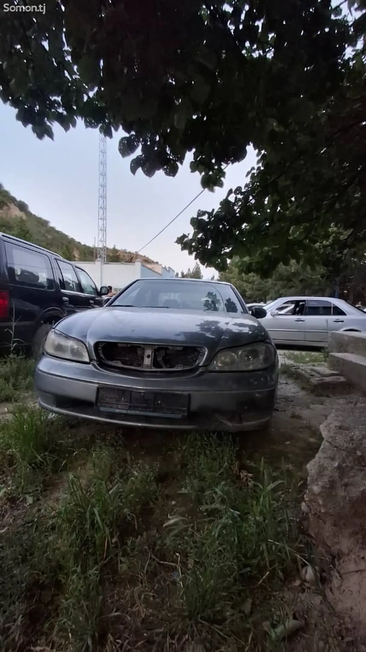 Nissan Maxima 2000 · 3.0 AT