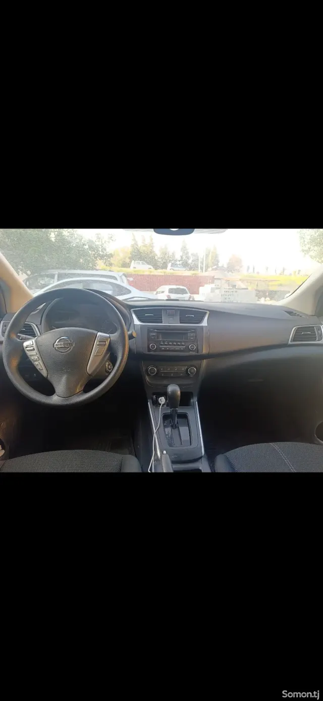 Nissan Sentra 2016 · 1.8 AT