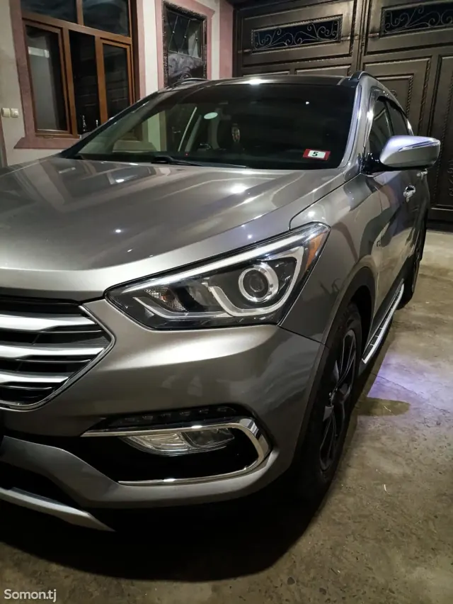 Hyundai Santa Fe 2018 · 2.0 AT