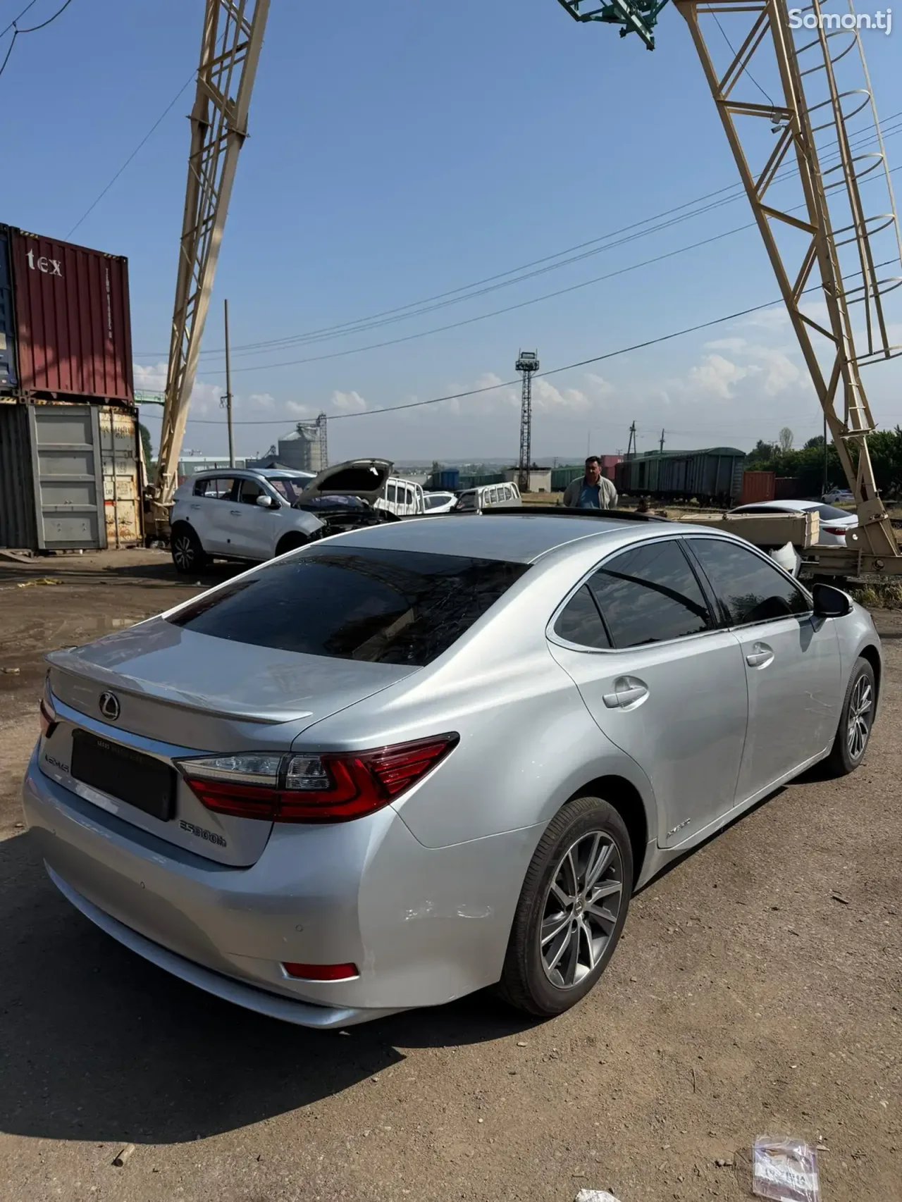 Lexus ES series 2016 · 3.0 AT