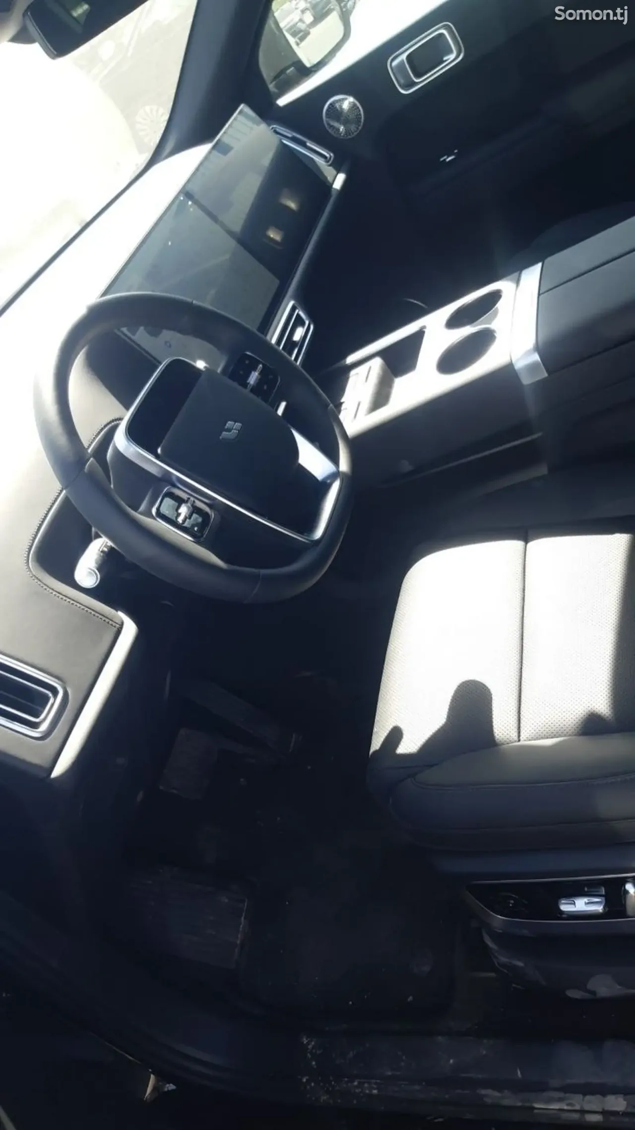 Li Auto (Lixiang) L9 2025 · 2.0 AMT