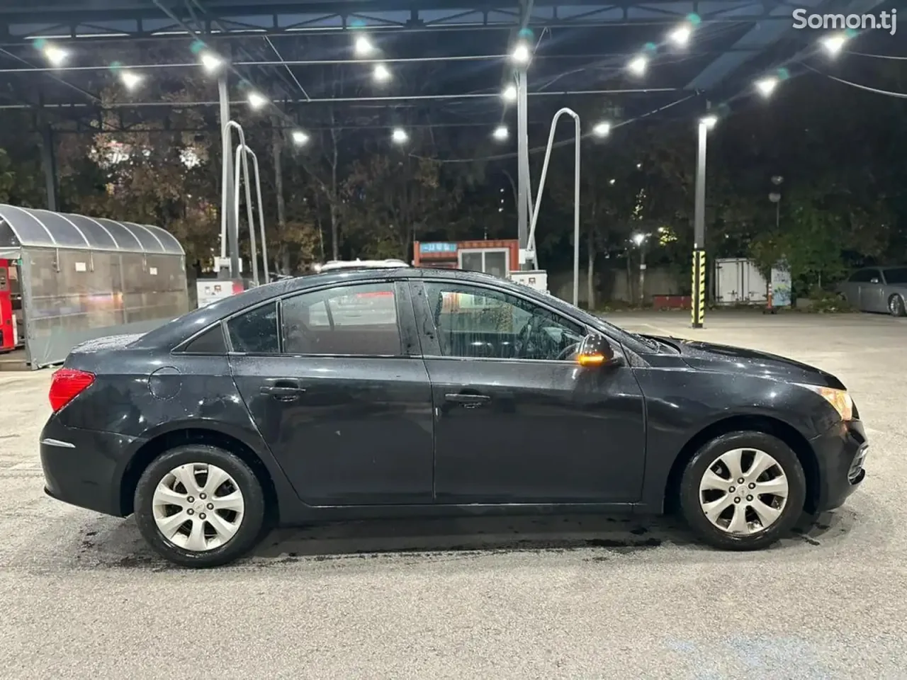 Chevrolet Cruze 2015 · 1.4 AT